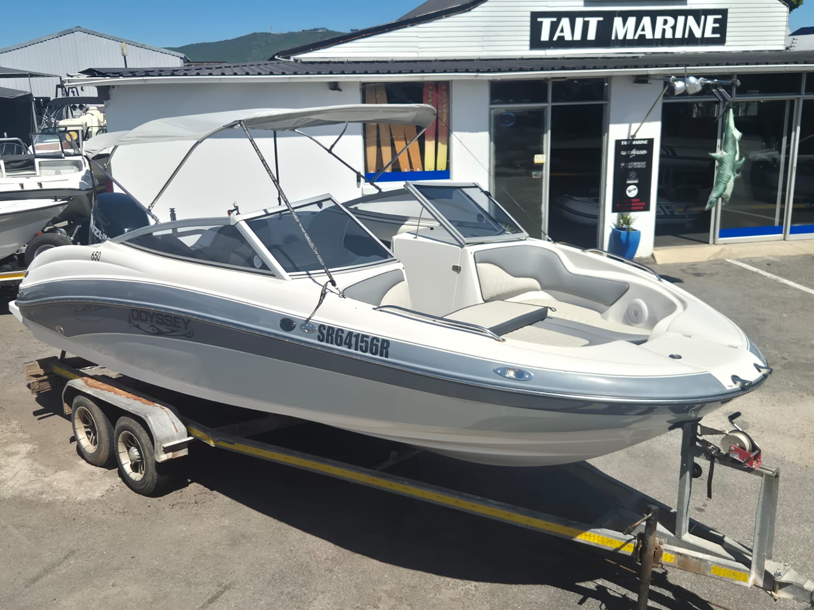 Odyssey 650 with 300HP Suzuki Four stroke (Drive by Wire) - Image 4
